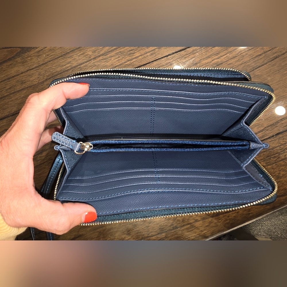 Coach Leather Double Zip Wallet/Wristlet - Picture 7 of 8
